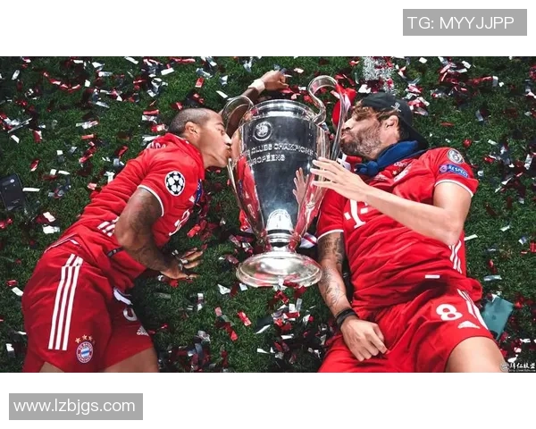 那不勒斯逆转拜仁足总杯激战红牌事件引发全场热议