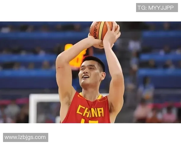 姚明再次突破身高极限引发球迷热议与期待