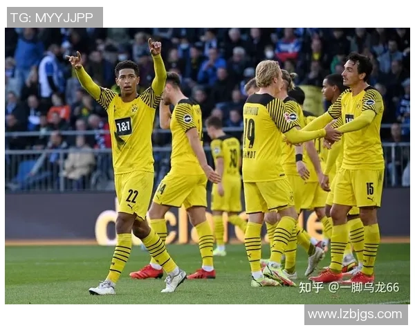 欧冠激战：多特蒙德逆转热刺红牌争议引发全场热议与战术分析