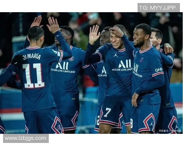 德甲惊天冷门莱比锡3-0逆转巴黎圣日耳曼全场沸腾