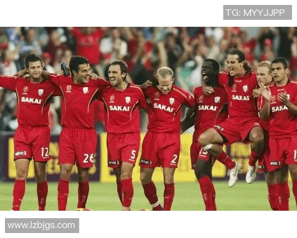 国王杯激战:拜仁与阿森纳鏖战成平局全场沸腾 国王杯激战:拜仁与阿森纳鏖战成平局全场沸腾