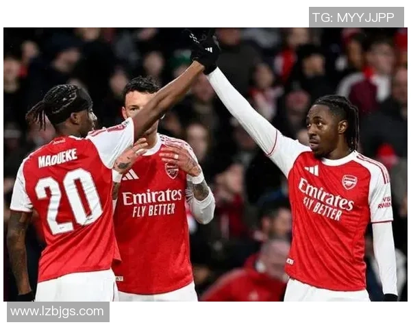 足总杯精彩对决阿森纳4-0战胜拜仁绝杀瞬间引发全场狂欢