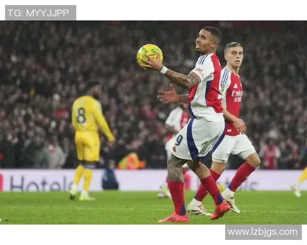 意甲历史冷门莱比锡上演帽子戏法大胜阿森纳引发全场轰动 意甲历史冷门莱比锡上演帽子戏法大胜阿森纳引发全场轰动