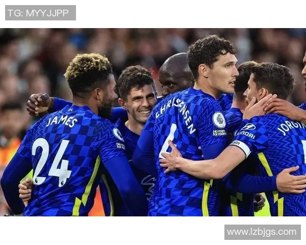 意甲激战:多特蒙德与切尔西握手言和神扑瞬间成比赛焦点 意甲激战:多特蒙德与切尔西握手言和神扑瞬间成比赛焦点