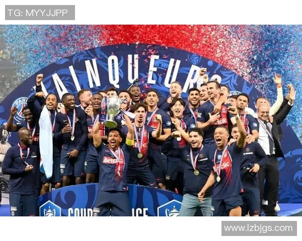 中超激战：巴黎圣日耳曼逆转马竞神扑瞬间引发全场狂欢分析