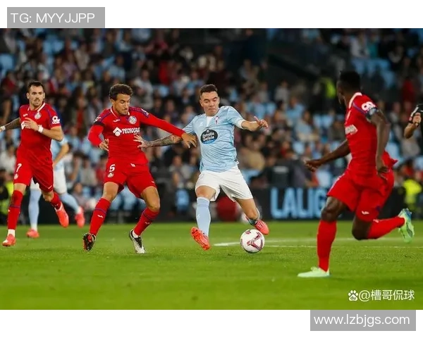 西甲焦点战国米逆转那不勒斯全场沸腾瞬间回顾与分析 西甲焦点战国米逆转那不勒斯全场沸腾瞬间回顾与分析